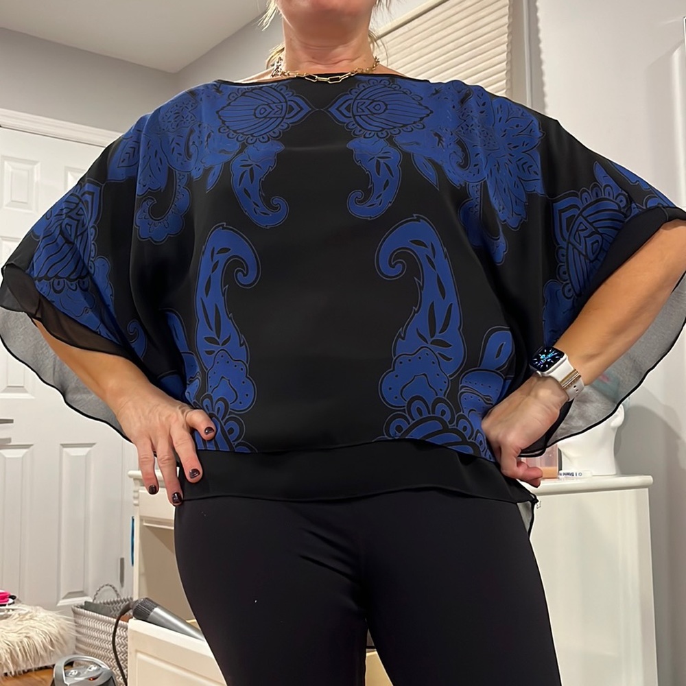 Atina Cristina flows blouse